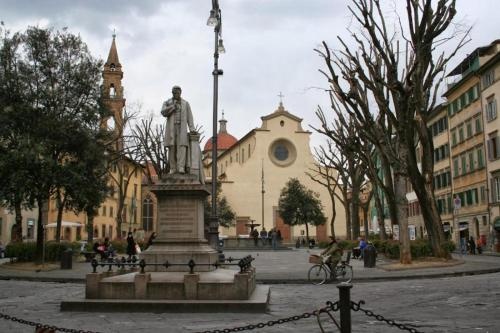Il mezzanino in Oltrarno, Lovely and quiet — забронировать отель в Флоренции