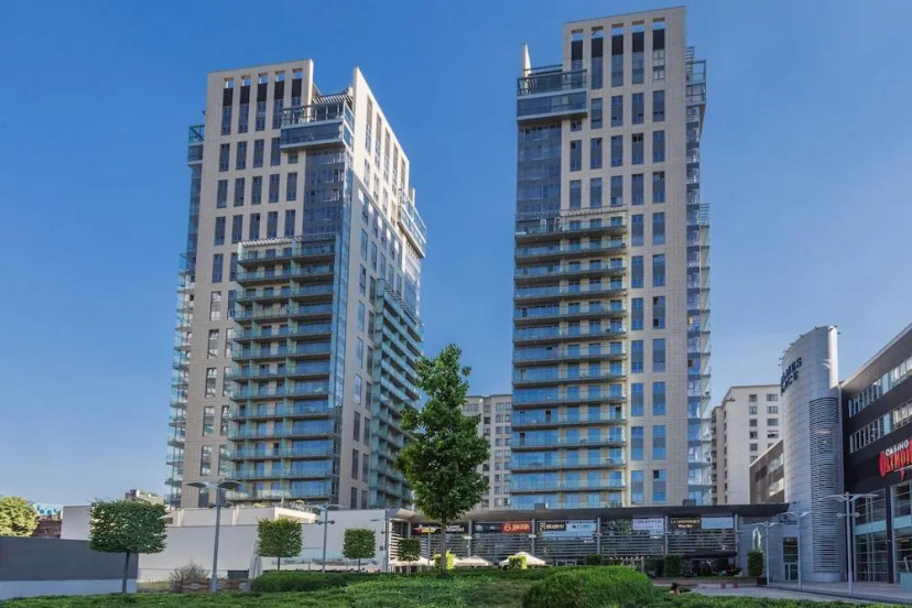 Platinum Towers by Premium Apartments — отель с удобствами в Варшаве