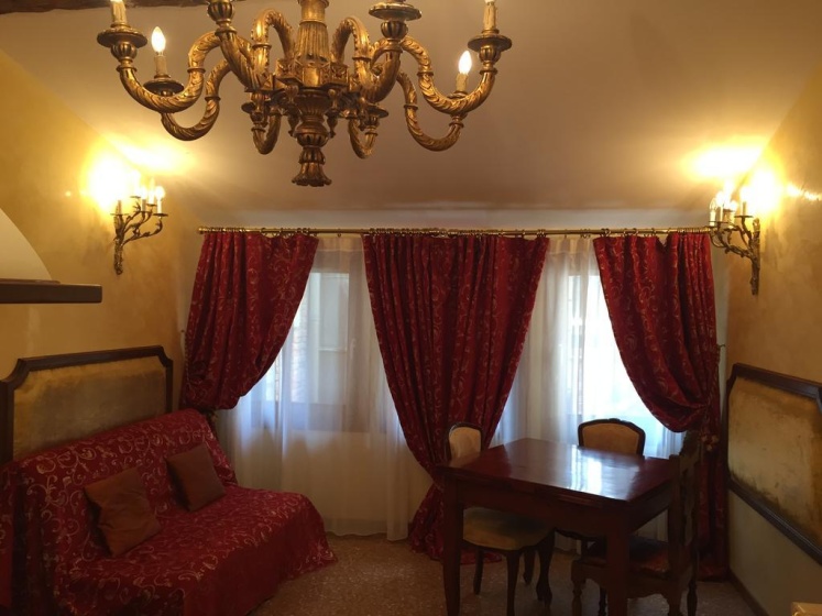 Цены на Residenza Santo Stefano в Венеции