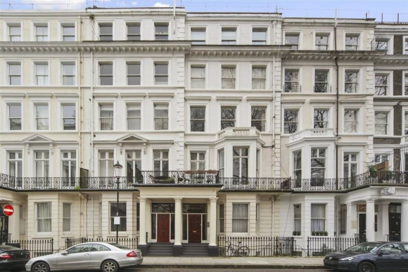1 Bedroom Apartment Close to Gloucester Road Station — отзывы гостей и цены