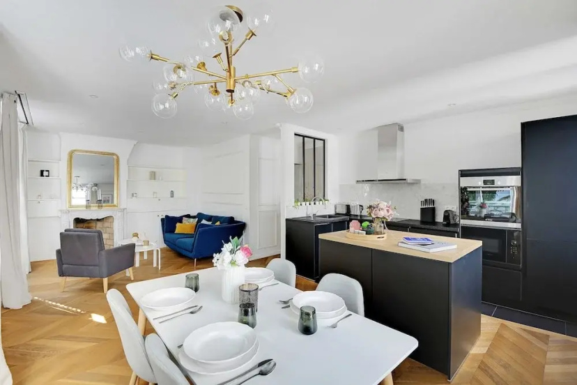 Цены на Trendy Apartment - 2br/4p - Saintonge/le Marais в Париже