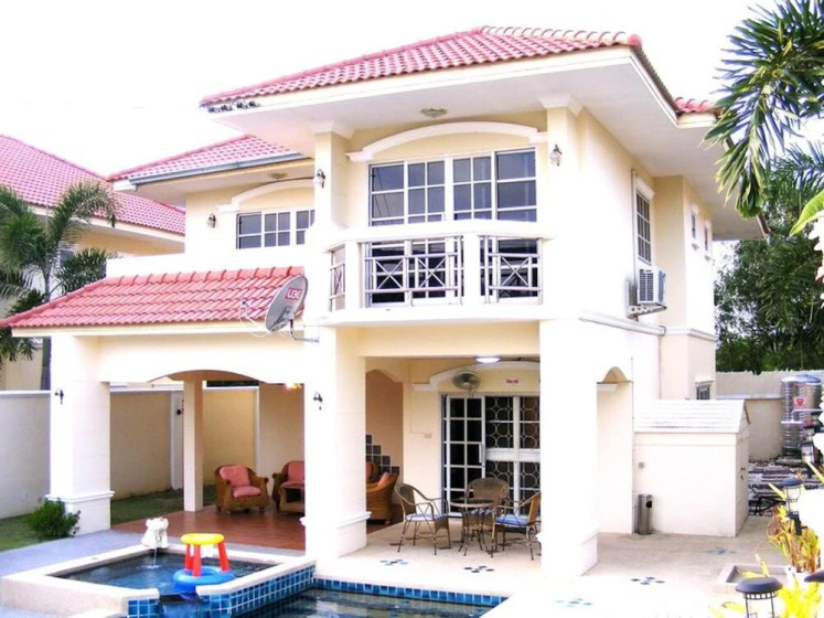 4 Bedroom Villa Private Pool Central Pattaya 15 min Away — комфортный отель в Паттайе