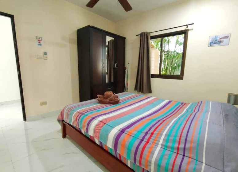 Corner Villa - Pattaya holiday House Walking Street — забронировать отель в Паттайе