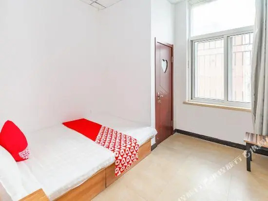 Huashengyuan Guest House — отель с удобствами в Даляне