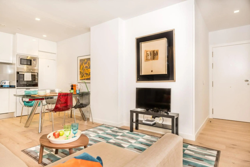 BNBHolder Luxury Apartment III PLAZA DE ESPAÑA — комфортный отель в Мадриде