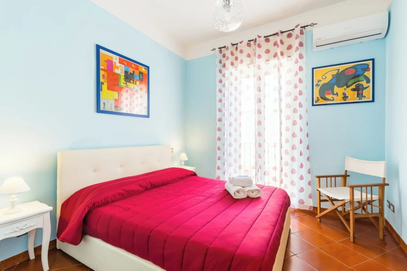 Terrazza San Paolo by Napoliapartments — отель с удобствами в Неаполе