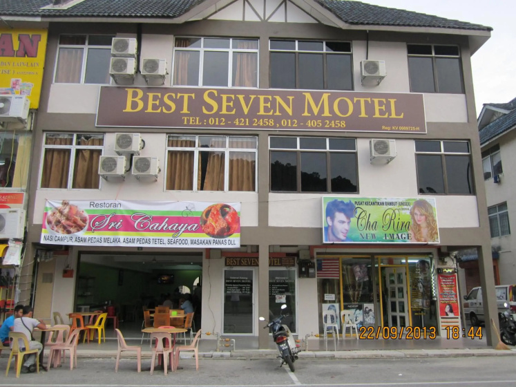 Best Seven Motel — отель в удобной локации в Лангкави