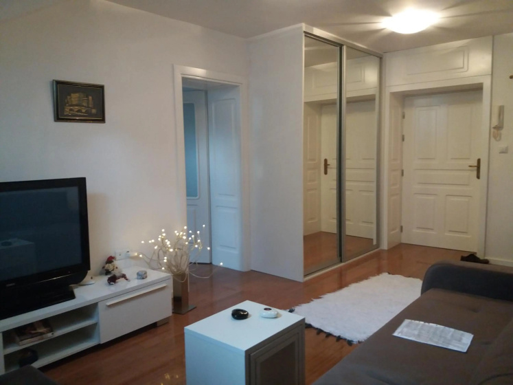Main Street Apartment — отзывы гостей и цены