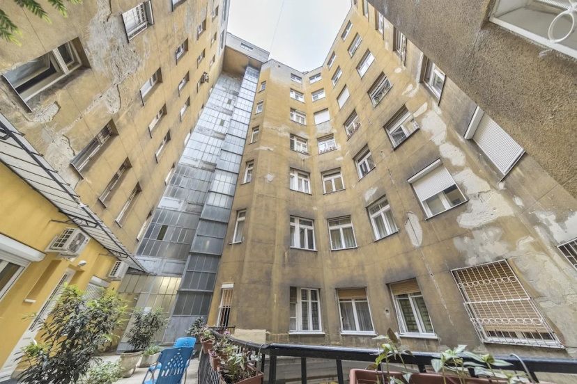 Zumin Apartment — отель с удобствами в Будапеште