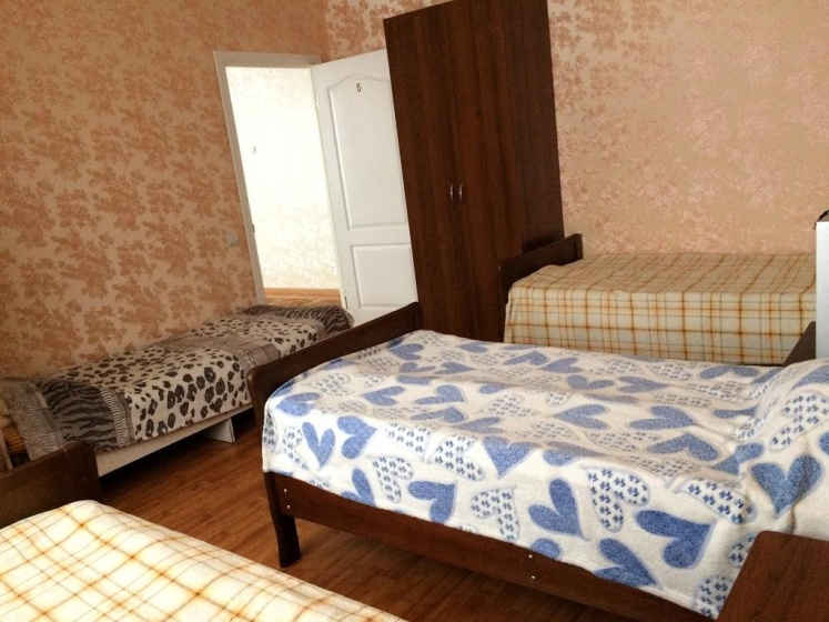 Цены на Tramp Guest House в Эсто-Садок