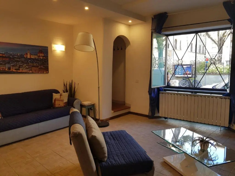 Zeus Apartment Superior — отель в Флоренции, Италия
