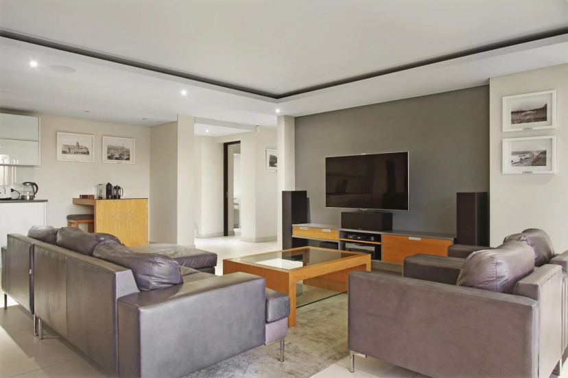 Ravensteyn Villa - Camps Bay — забронировать отель в Кейптауне