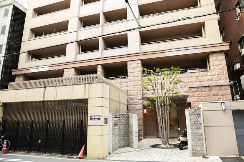 Masters Residence 1 — отель в Осаке, Япония