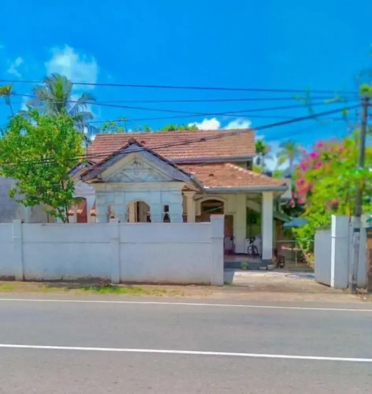 Free House Bentota — отель в удобной локации в Бентота