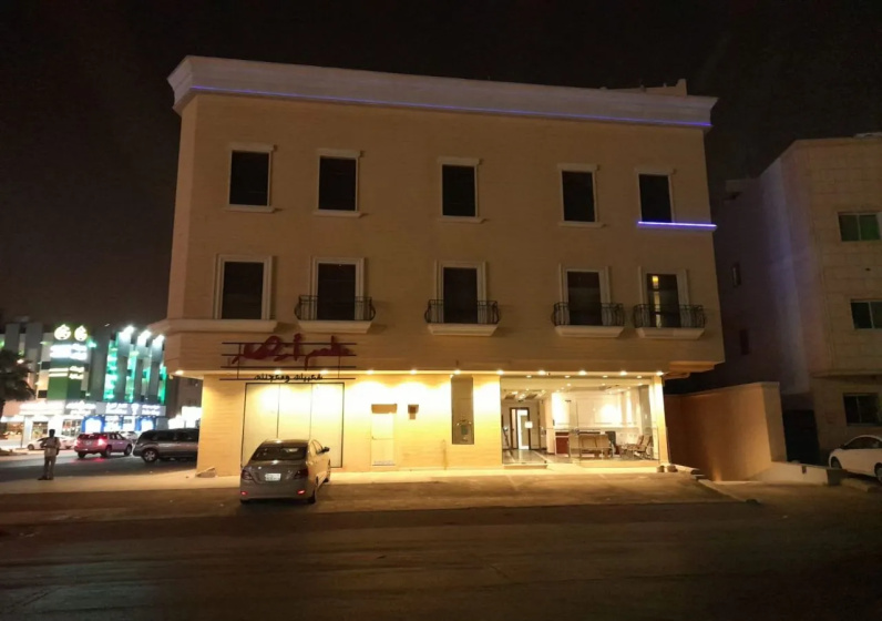 Fayiqa Plaza Furnished Apartments — комфортный отель в Рияде