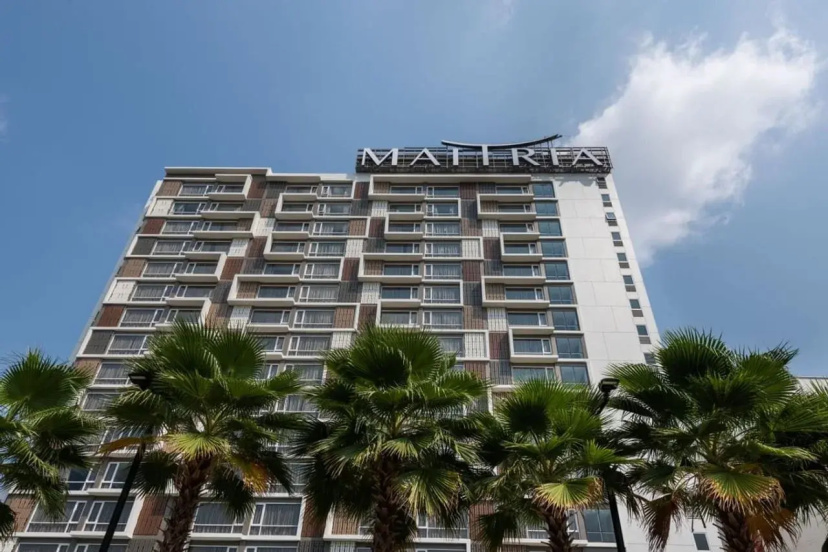 Maitria Hotel Rama 9 Bangkok - A Chatrium Collection — отель с удобным расположением в Бангкоке
