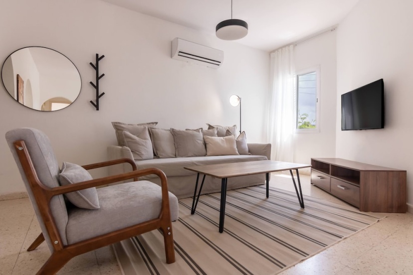 Цены на Nerina Urban Residence в Пафос