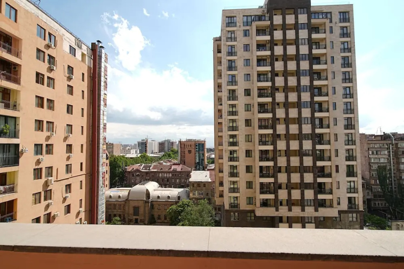 Mount Ararat View 2-bedroom Luxury Apartment by Sweet Home — отель с удобствами в Ереван