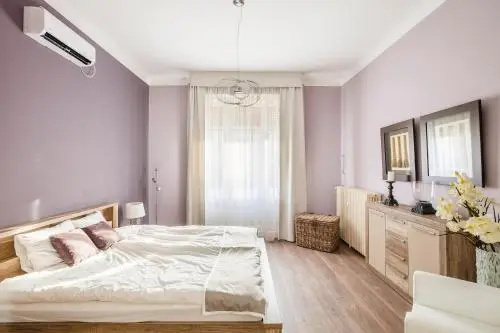 Two Couples Apartment — отель с удобным расположением в Будапеште