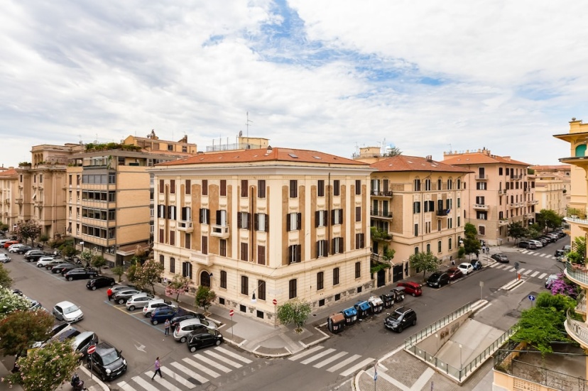 Beautiful apartment near the Borghese Gallery — отель с удобствами в Риме