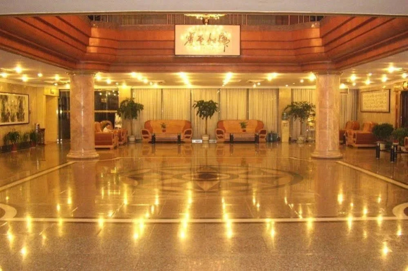 Guest House - Qingdao — забронировать отель в Циндао