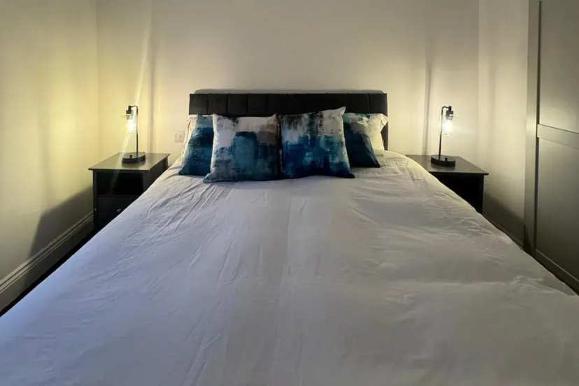 Цены на Central Apartment - Sleeps 2 & Private Patio в Лондоне