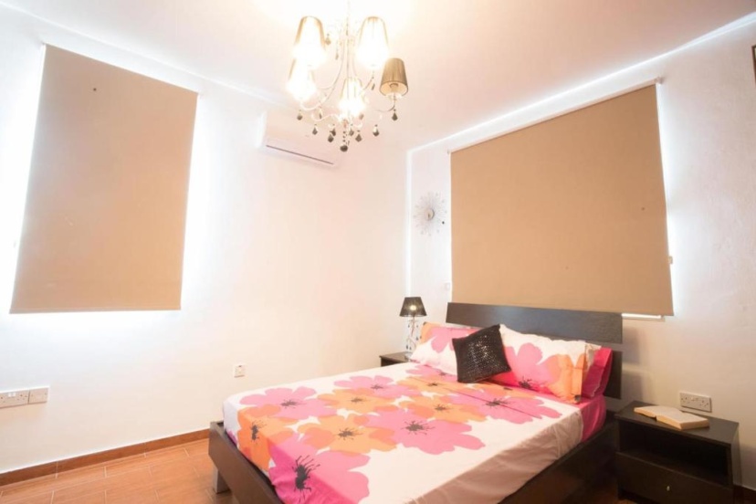 SunnyVillas: 3BR Villa☆Private Pool in Pernera - Villa Orange — забронировать отель в Протарас