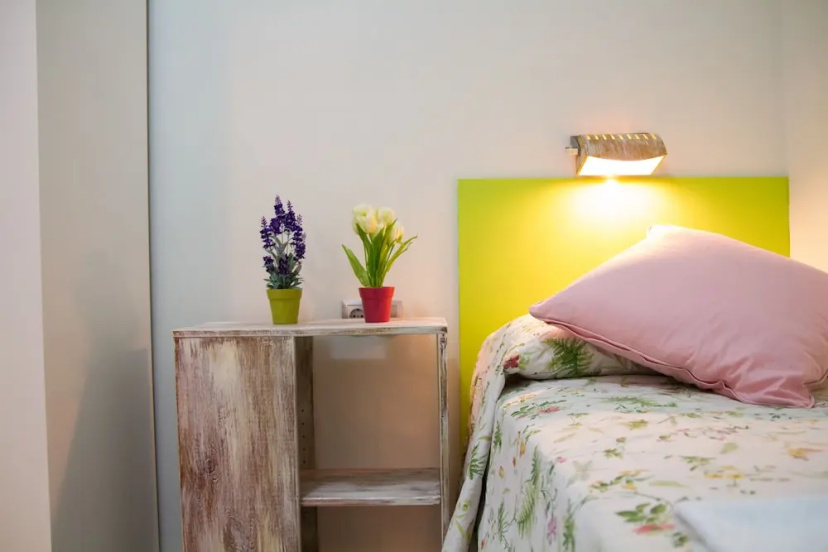 Bbarcelona Apartments Modern Eixample center — отель с удобствами в Барселоне