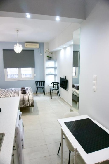 Syntagma-Monastiraki, Cute & Convenient Studio in Athens — отель с удобным расположением в Афины