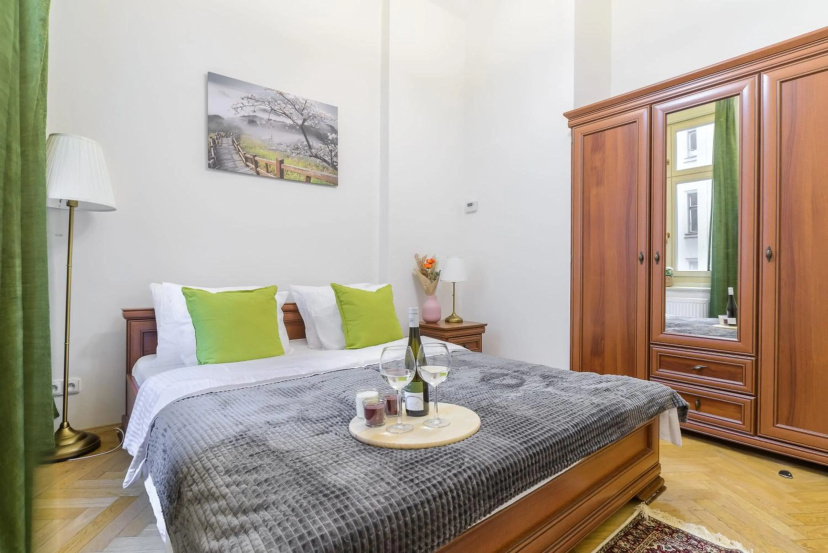 Cozy apartment near Stefanikuv most — забронировать отель в Праге