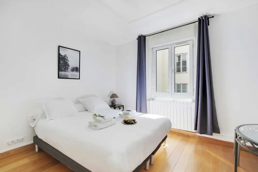 Fancy Apartment - 2br/6p - Canal Saint-martin — забронировать отель в Париже
