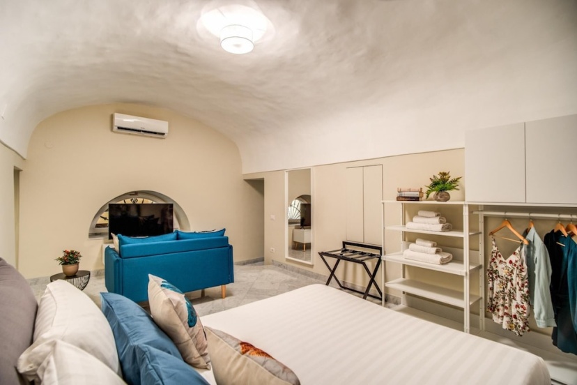 Pignatelli Loft in Napoli — отель с удобным расположением в Неаполе