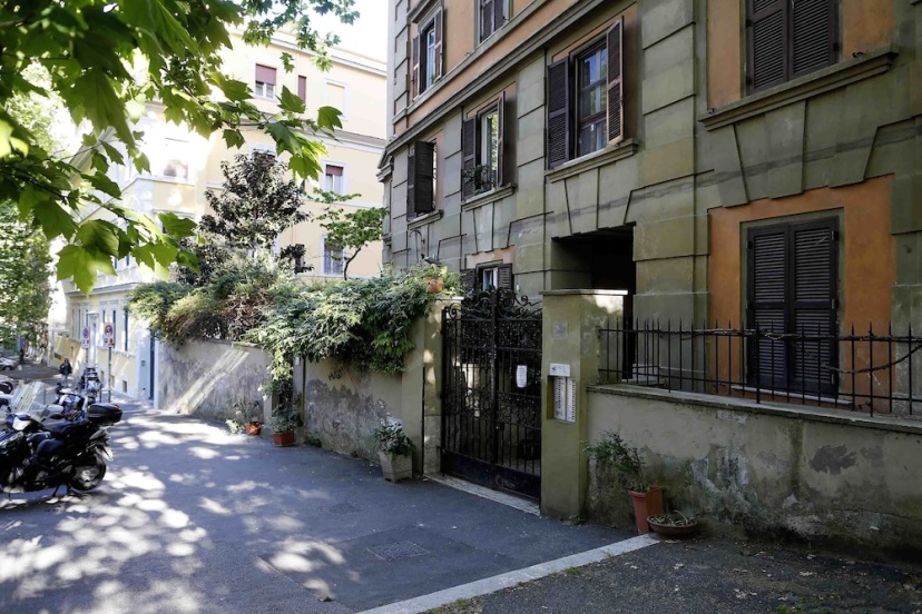 Rhome Away Trastevere - Saffi — отель с удобствами в Риме