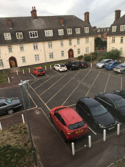 Beautiful 2-bed Apartment in Dagenham — отель с удобствами в Лондоне
