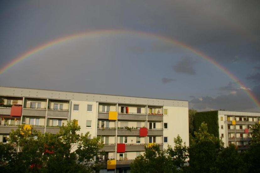 2-Zimmer-Ferienwohnung "Gärten der Welt" — отель с удобным расположением в Берлине