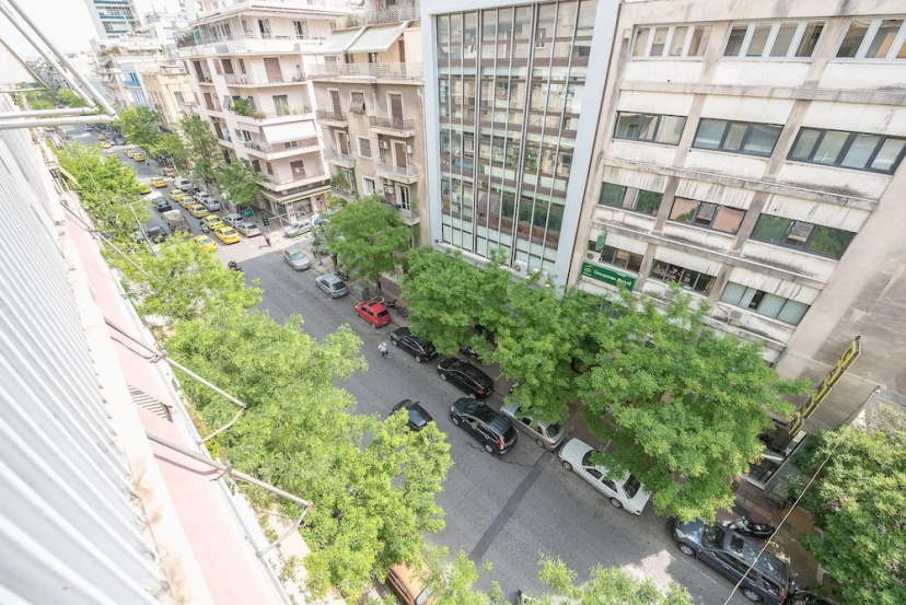 Victoria Super Paradise Apartments 5th Floor — забронировать отель в Афины