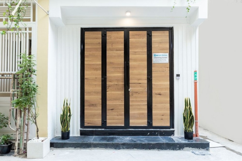 Цены на Cozrum Homes Charming Corner в Хошимине