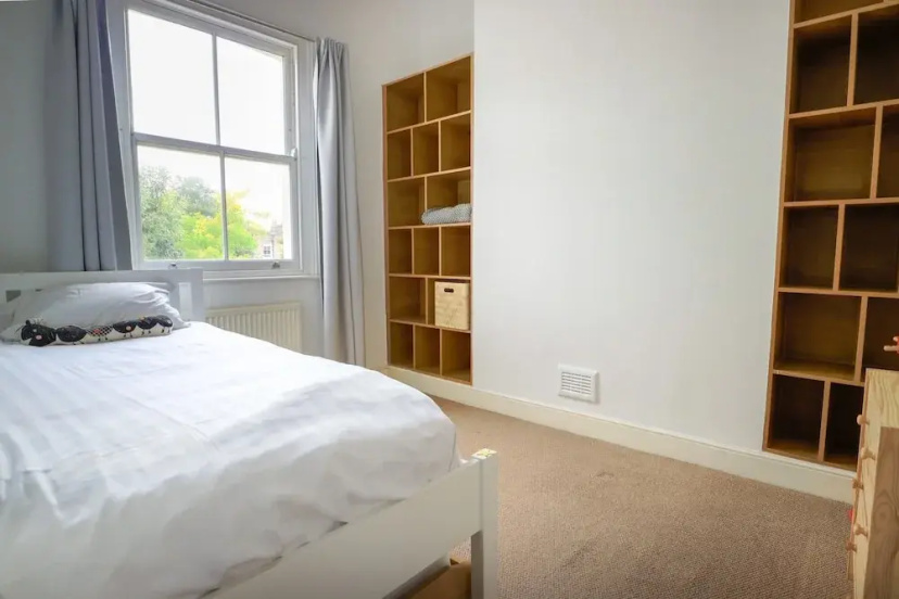 3 Bedroom House in De Beauvoir Town — отель с удобствами в Лондоне