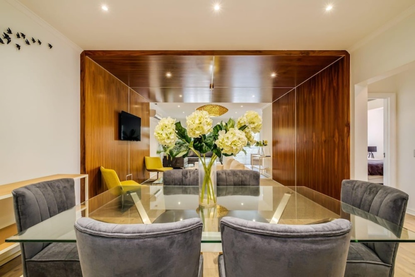 Цены на Contemporary Apartment Close to the Radisson Majolica в Кейптауне