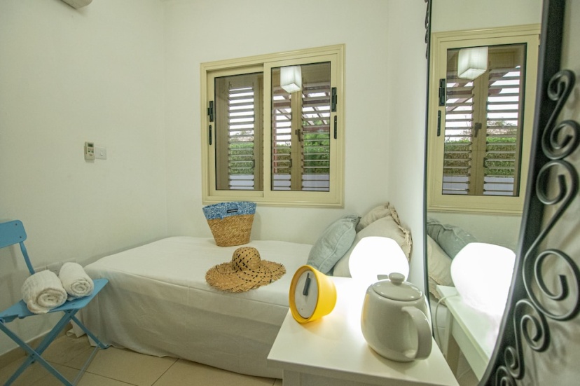 Цены на Artisan No 6 First Line Seafront villa в Протарас