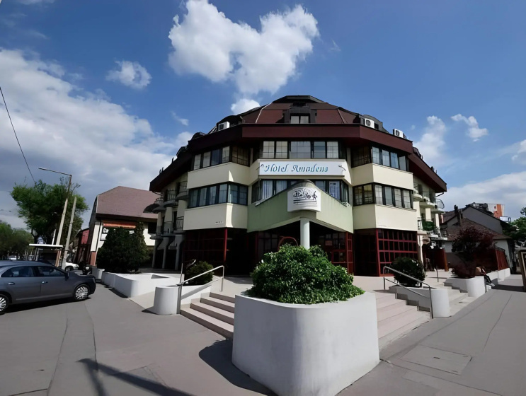 Amadeus Hotel — отель с удобствами в Будапеште