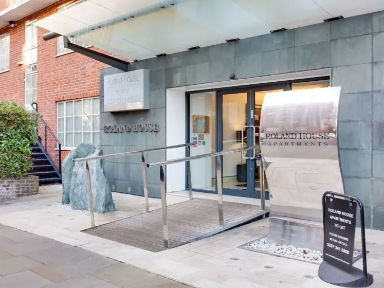 Premium Studio in London Near Queen'S Gate — комфортный отель в Лондоне