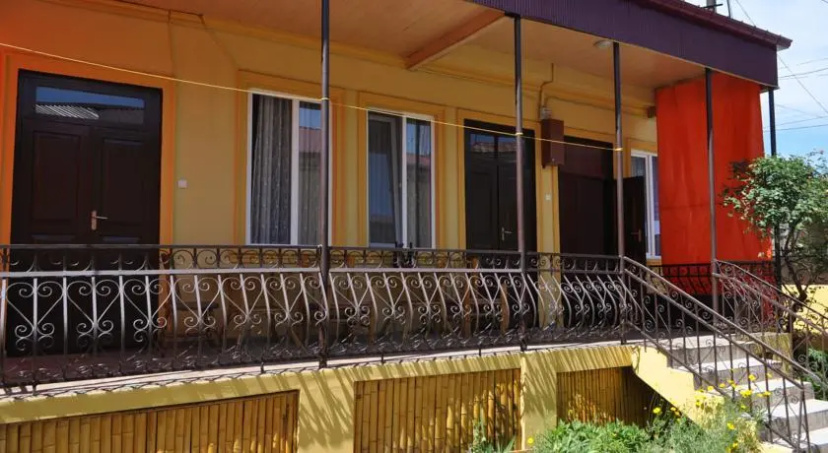 Holiday Home Near the Sea — забронировать отель в Батуми