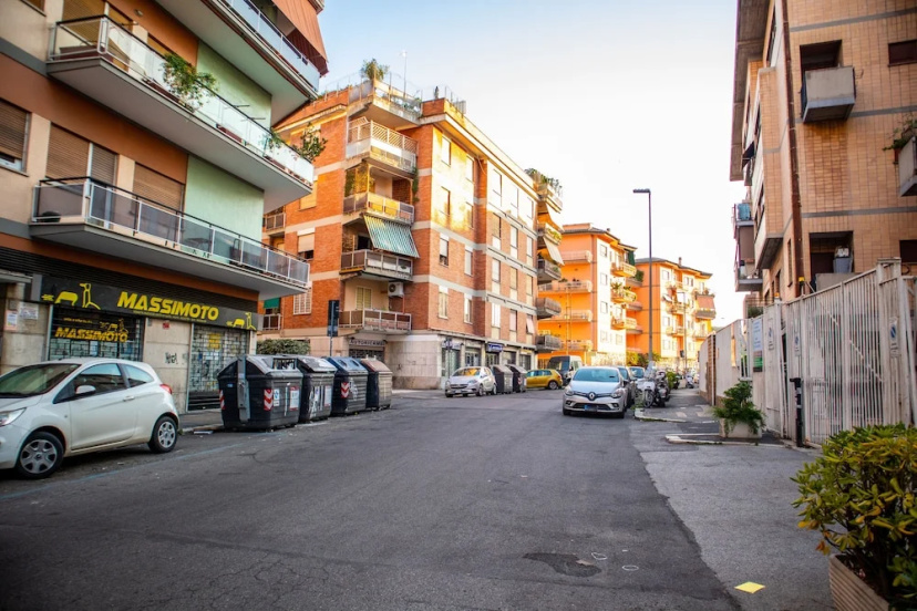 Kamchu Apartments Double Room Villa Ada 18 — комфортный отель в Риме
