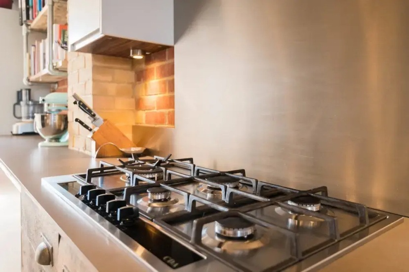 Sensational Shoreditch Loft Close To Barbican — отель с удобным расположением в Лондоне