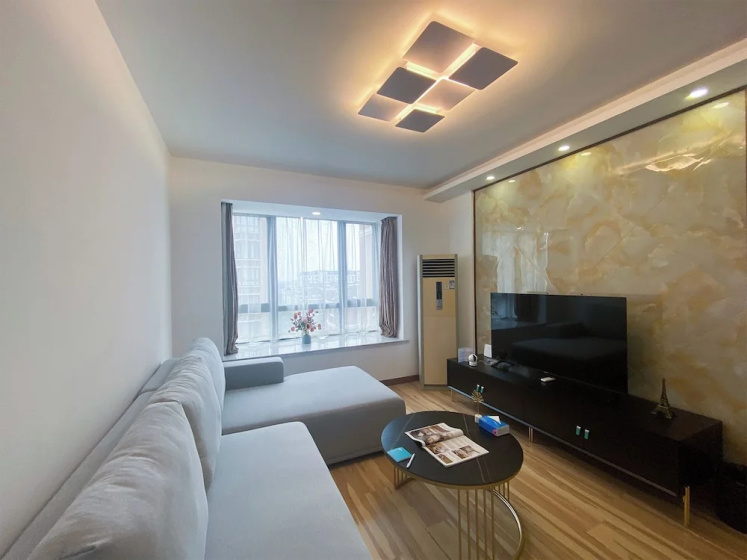 Tyms 2BR Apt WeiningRD Near CESIS Line2 — отзывы гостей и цены