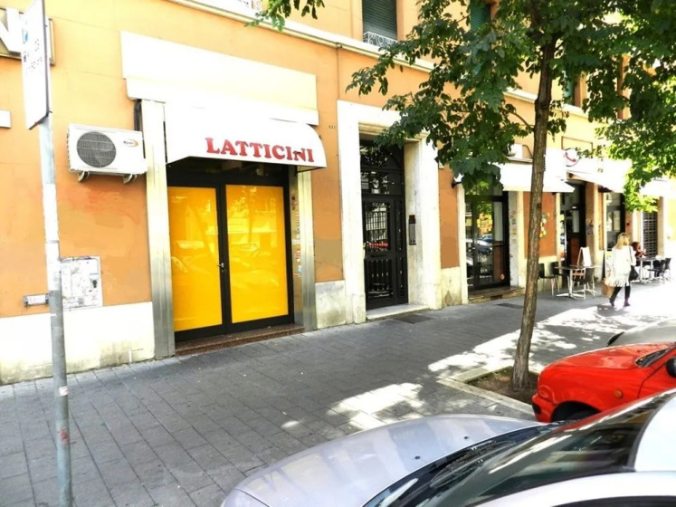 Re Di Roma House — отель с удобным расположением в Риме