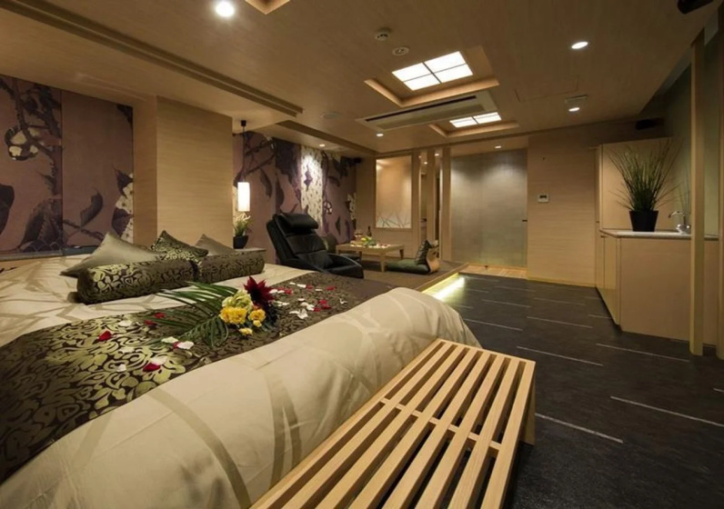 Hotel L'Hotel — забронировать отель в Осаке