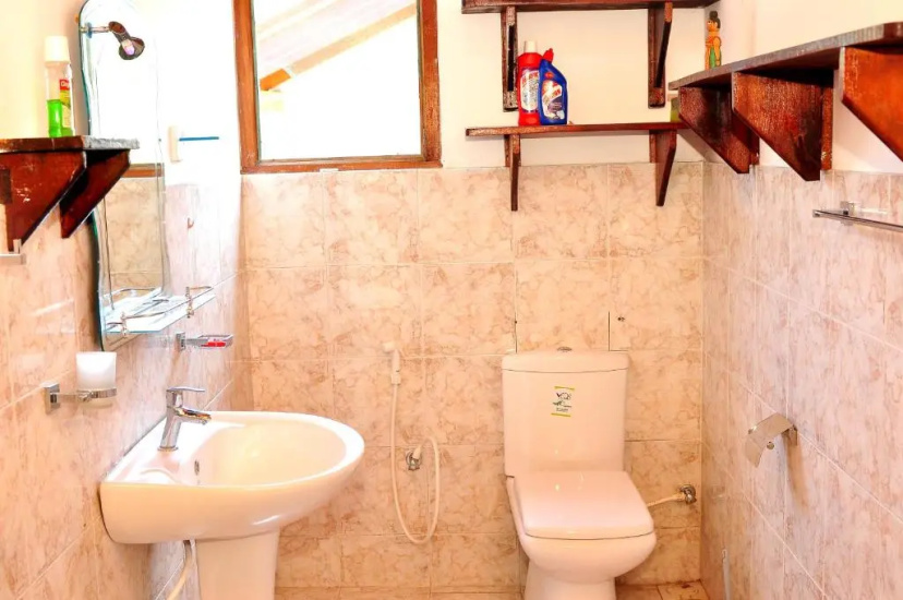 Surewo Sun Shine Apartment — отель с удобным расположением в Бентота