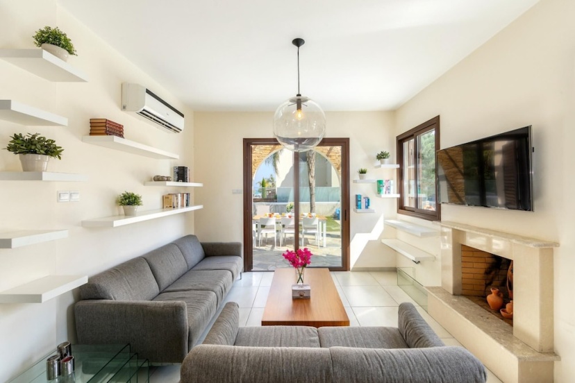 Ayia Napa Ionion Seaside Villa — комфортный отель в Айя-Напа